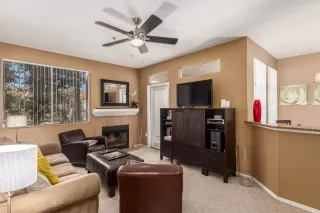 Photo #6: 6532614 Listing