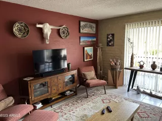 Photo #5: 6532624 Listing