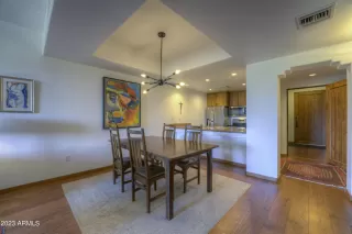 Photo #6: 6532836 Listing 