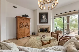Photo #4: 6532840 Listing