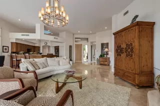 Photo #6: 6532840 Listing
