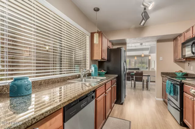 MLS: 6532853 Condo For Sale