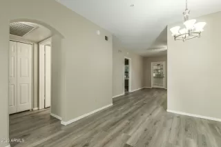 Photo #3: 6532890 Listing