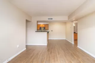 Photo #2: 6532934 Listing