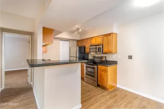 Photo #5: 6532934 Listing