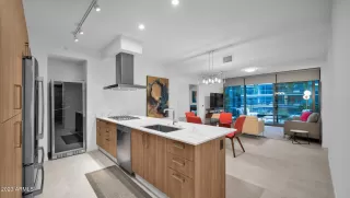 Photo #5: 6533130 Listing