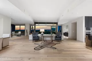 Photo #1: 6533419 Listing