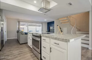 Photo #5: 6533420 Listing