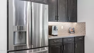 Photo #5: 6533481 Listing