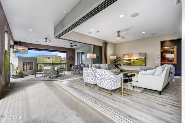 MLS: 6533503 Condo For Sale