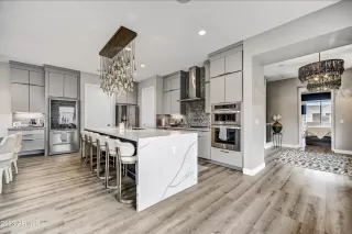 Photo #6: 6533503 Listing 