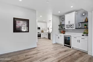 Photo #3: 6533674 Listing 