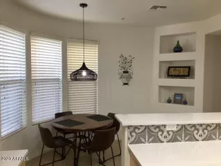 Photo #5: 6533863 Listing