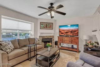 Photo #2: 6533957 Listing