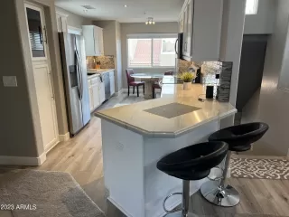 Photo #1: 6534036 Listing 