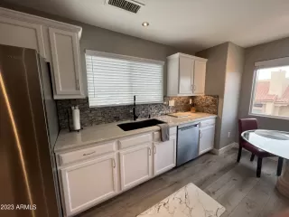 Photo #3: 6534036 Listing 