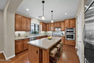 Photo #2: 6534286 Listing 