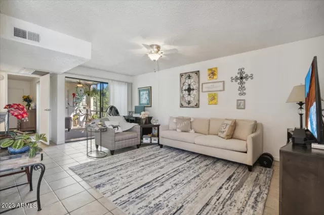 MLS: 6534333 Condo For Sale