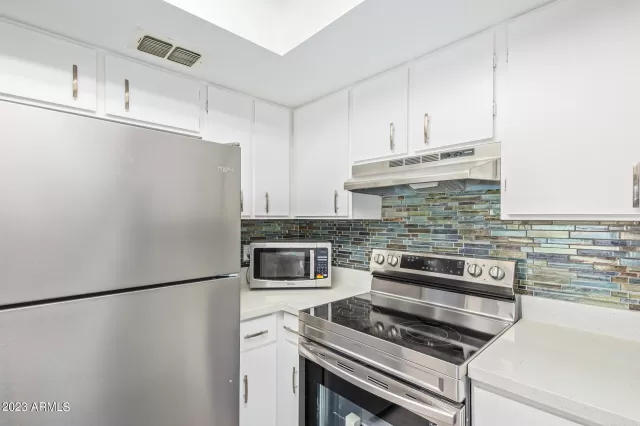 MLS: 6534579 Condo For Sale