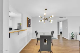 Photo #3: 6535340 Listing