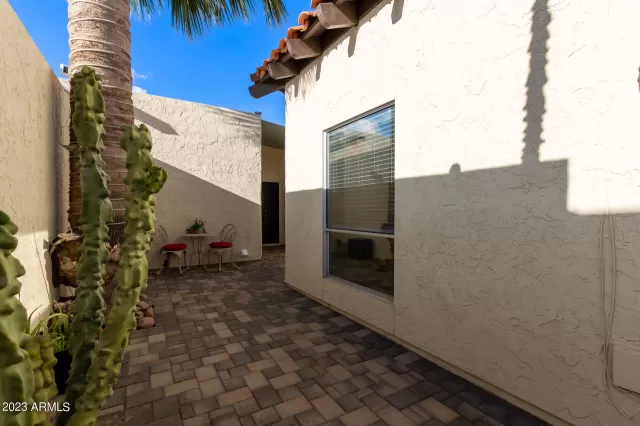 MLS: 6535461 Condo For Sale