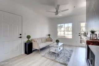 Photo #2: 6535598 Listing