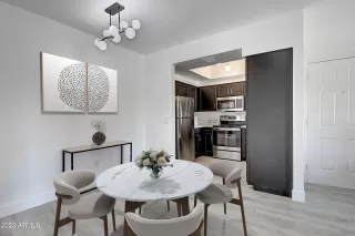 Photo #3: 6535598 Listing