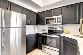 Photo #5: 6535598 Listing