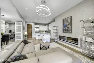 Photo #5: 6535694 Listing