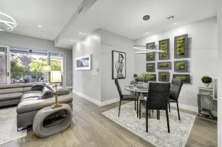 Photo #6: 6535694 Listing