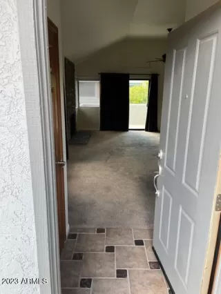 Photo #3: 6535825 Listing