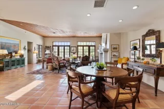 Photo #4: 6536061 Listing