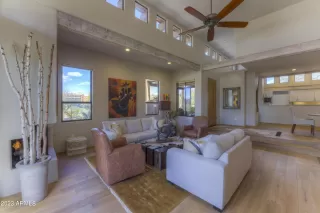 Photo #2: 6536558 Listing