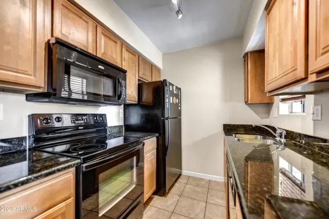 MLS: 6536672 Condo For Sale