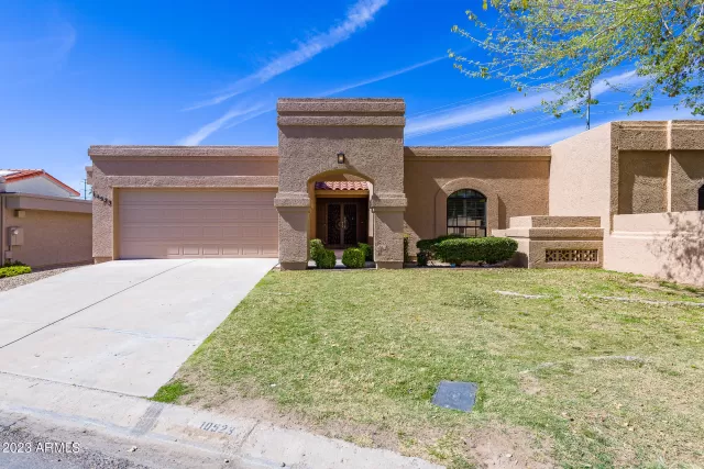 MLS: 6536777 Condo For Sale