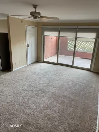 Photo #4: 6536845 Listing