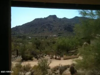 Photo #2: 6537263 Listing