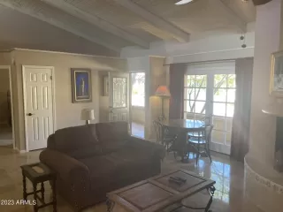 Photo #3: 6537263 Listing