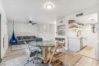 Photo #2: 6537429 Listing