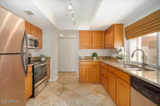 Photo #6: 6537453 Listing 