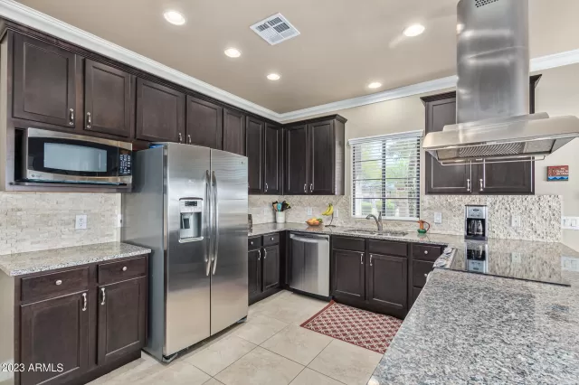 MLS: 6537738 Condo For Sale