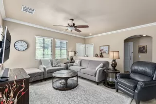 Photo #2: 6537738 Listing