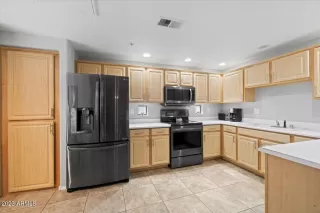 Photo #6: 6537740 Listing 