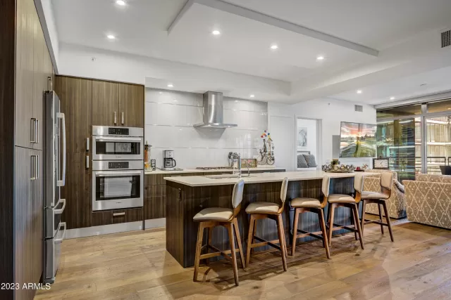 MLS: 6537813 Condo For Sale