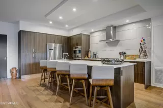 Photo #1: 6537813 Listing 