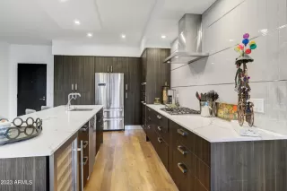 Photo #2: 6537813 Listing 