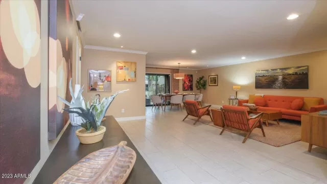 MLS: 6538022 Condo For Sale