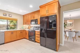 Photo #6: 6538022 Listing