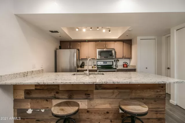 MLS: 6538124 Condo For Sale