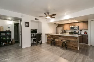 Photo #1: 6538124 Listing 